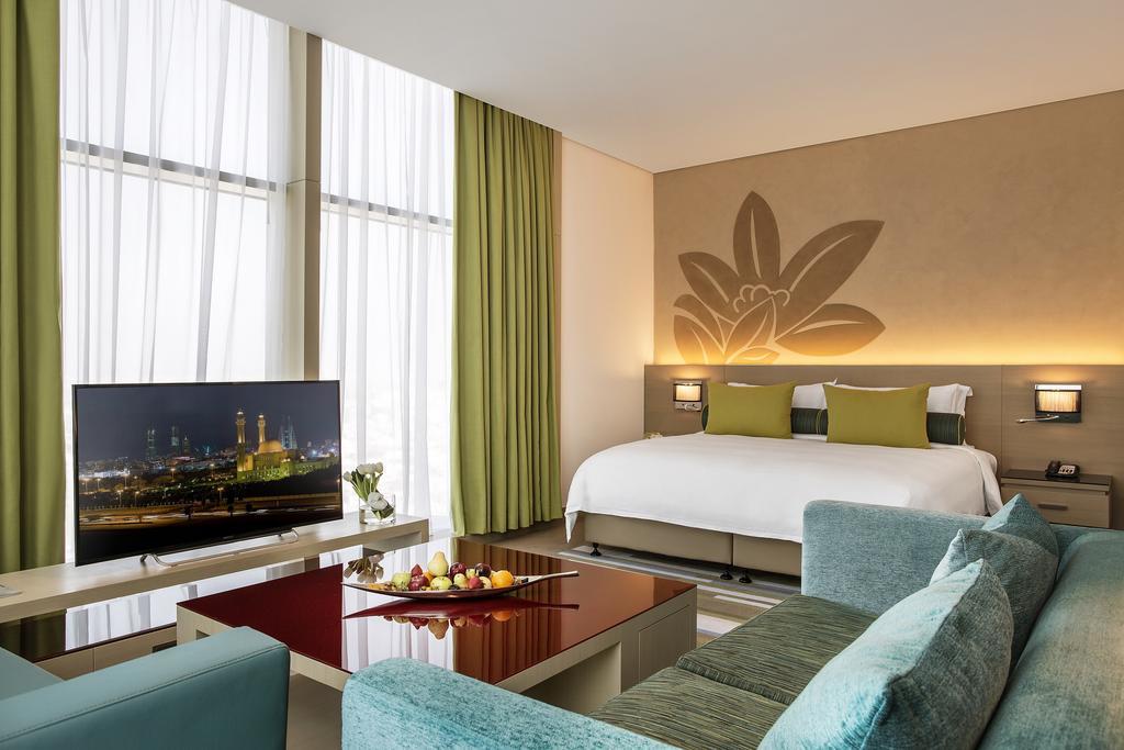 Downtown Rotana Hotel Manama Exterior foto Suite