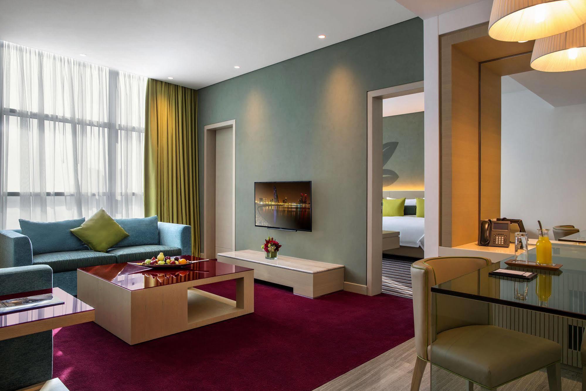 Downtown Rotana Hotel Manama Exterior foto