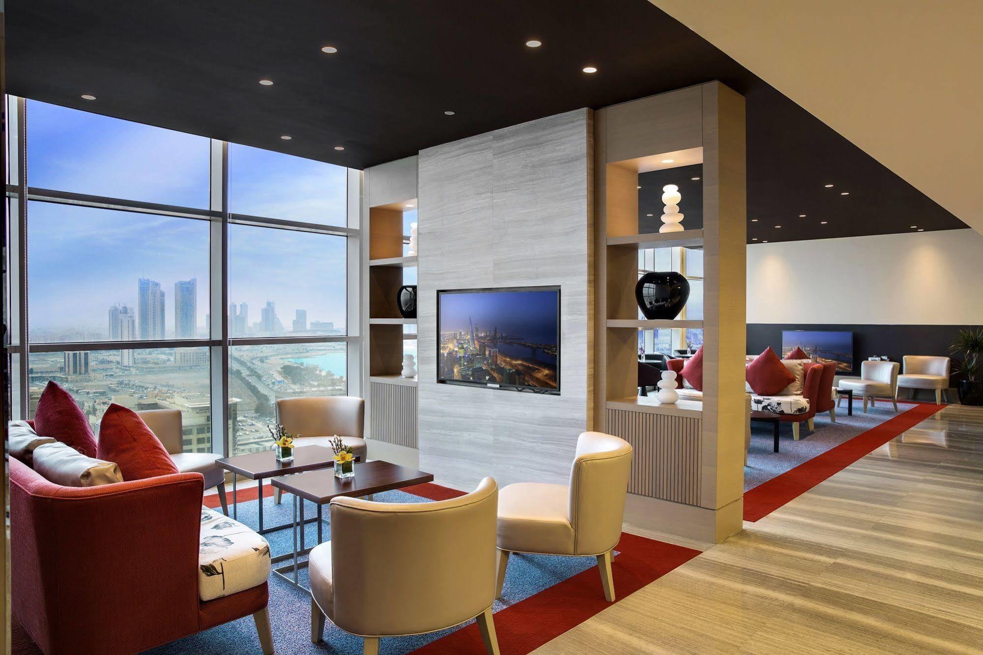 Downtown Rotana Hotel Manama Exterior foto The lounge at the airport
